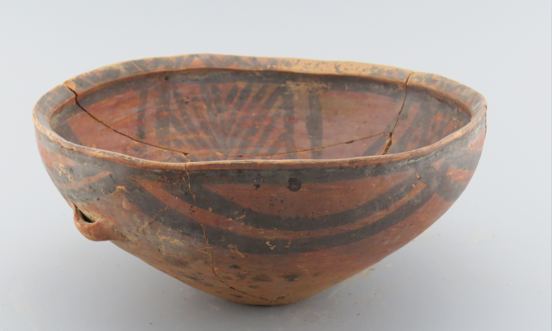 马家窑文化马场类型 网纹彩陶碗