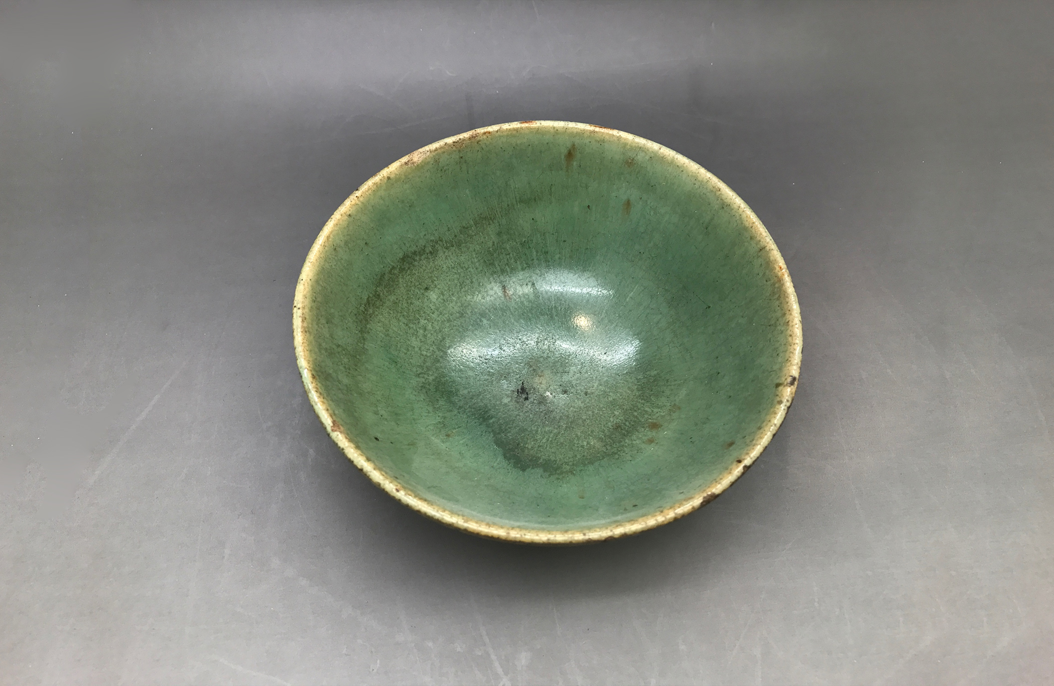 北宋 川窑孔雀绿釉碗